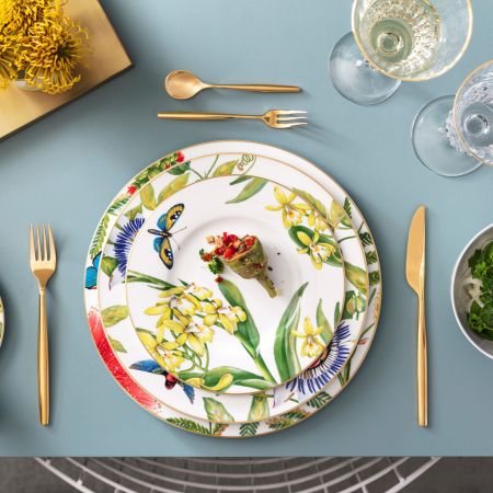 1035142661 Amazonia Anmut, Brotteller