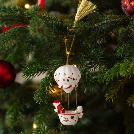 1486754367-christmas-classics-hot-air-balloon-2026