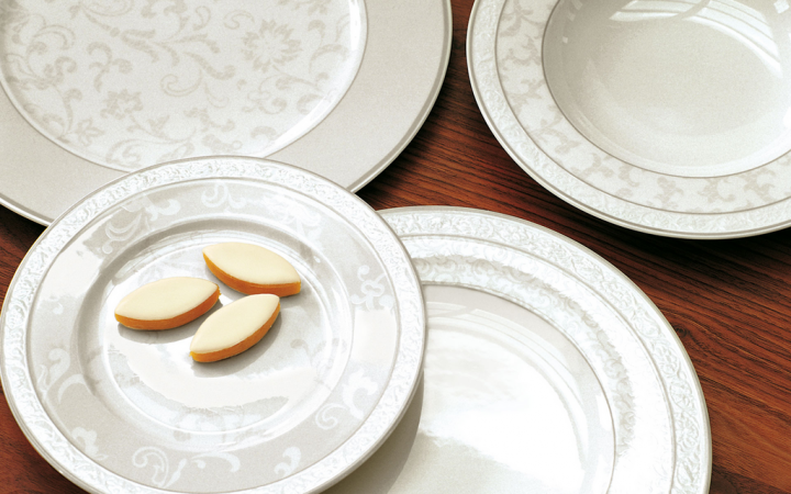 1043922650 Gray Pearl, breakfast plate