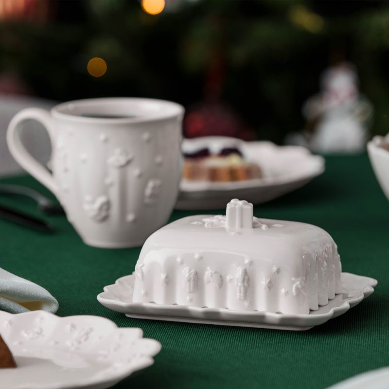 Toys Delight Royal Classic butter dish with festive Christmas design