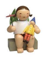 Wendt & Kühn, Angel with umbrella, sitting